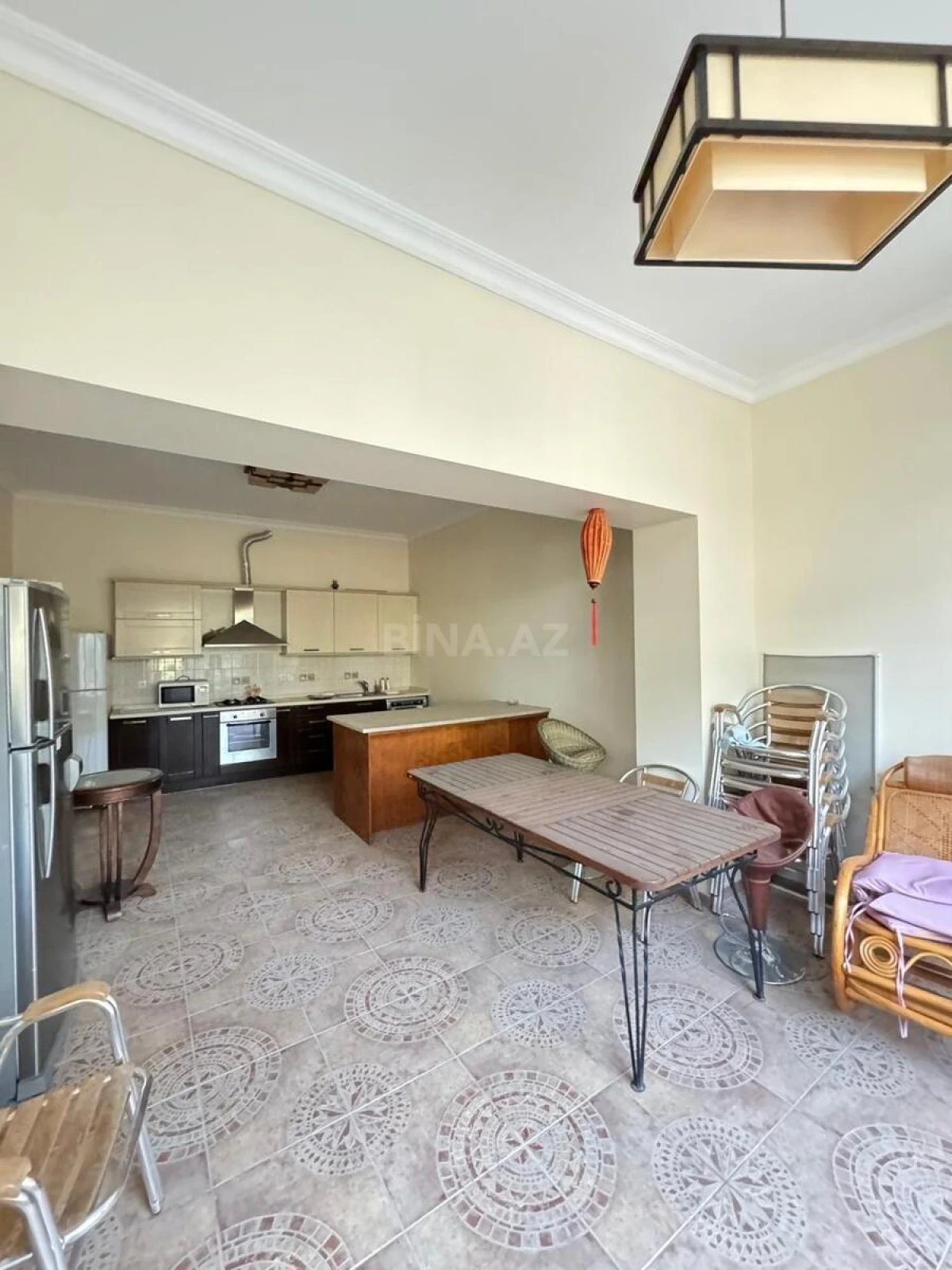 Satılır 7 otaqlı həyət evi 450 m²