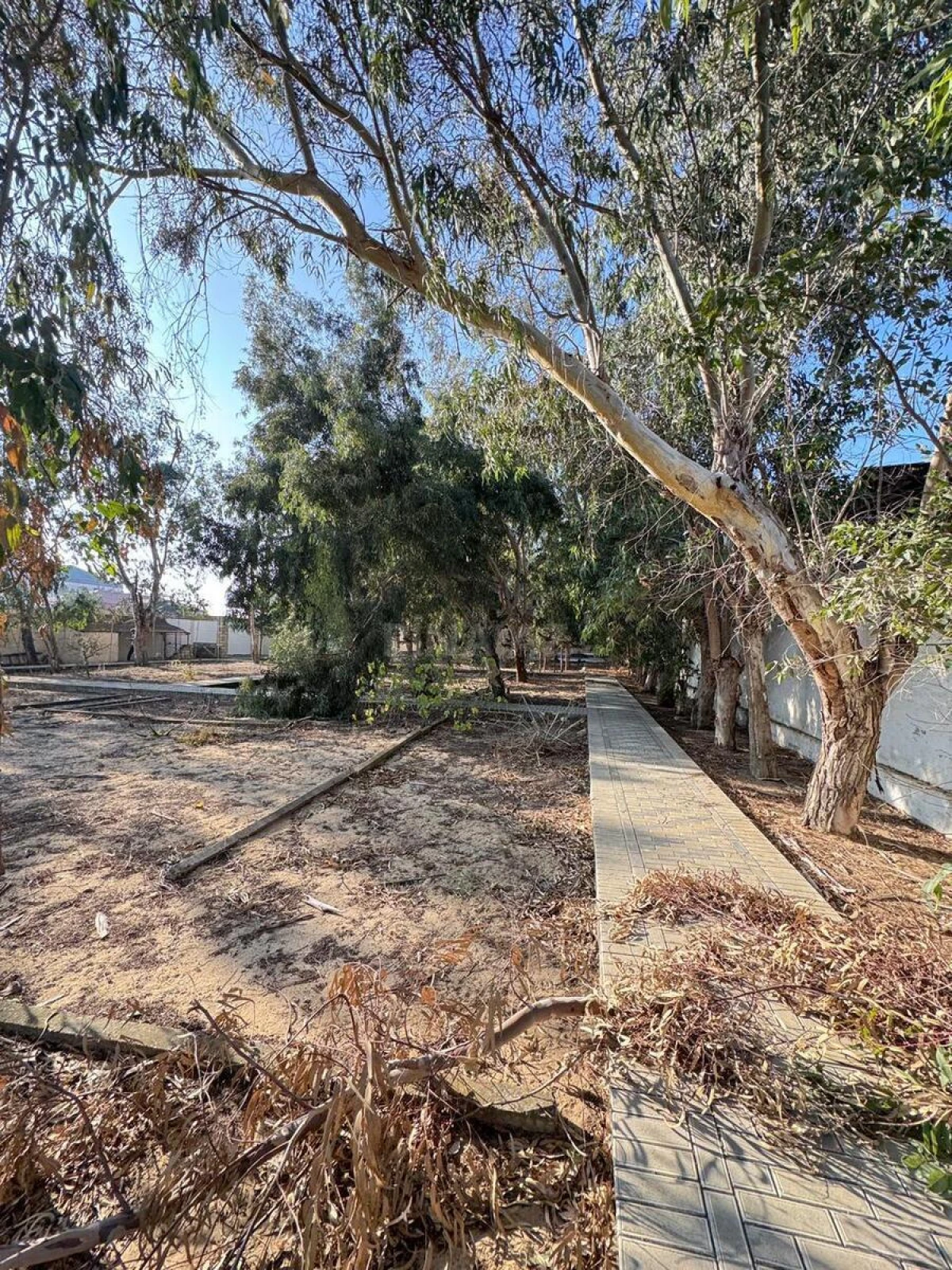 Satılır 7 otaqlı həyət evi 450 m²