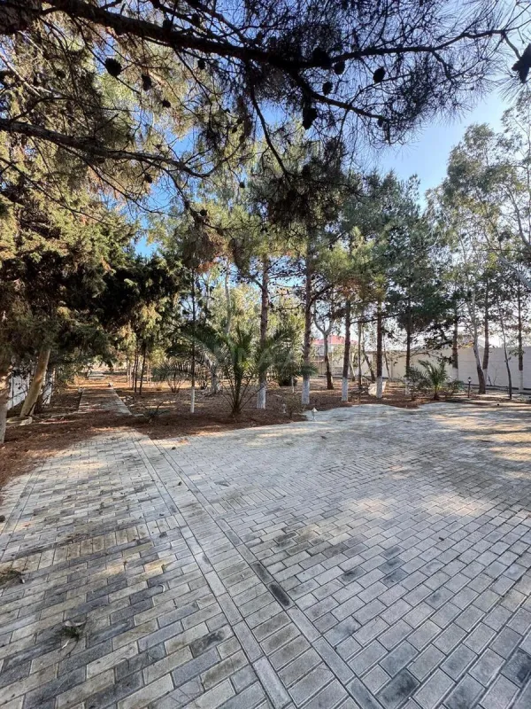 Satılır 7 otaqlı həyət evi 450 m²