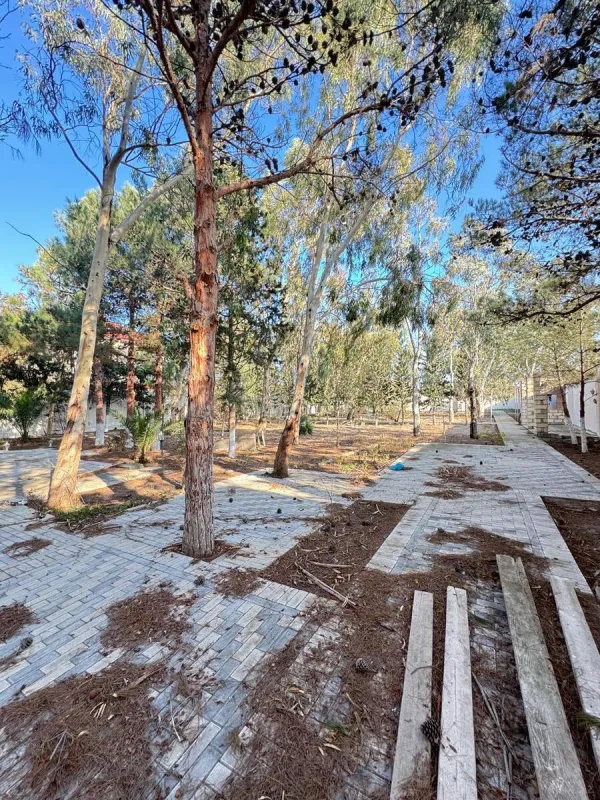 Satılır 7 otaqlı həyət evi 450 m²