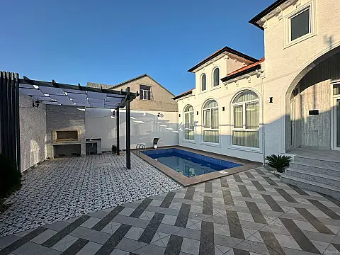 Satılır 4 otaqlı həyət evi 140 m²