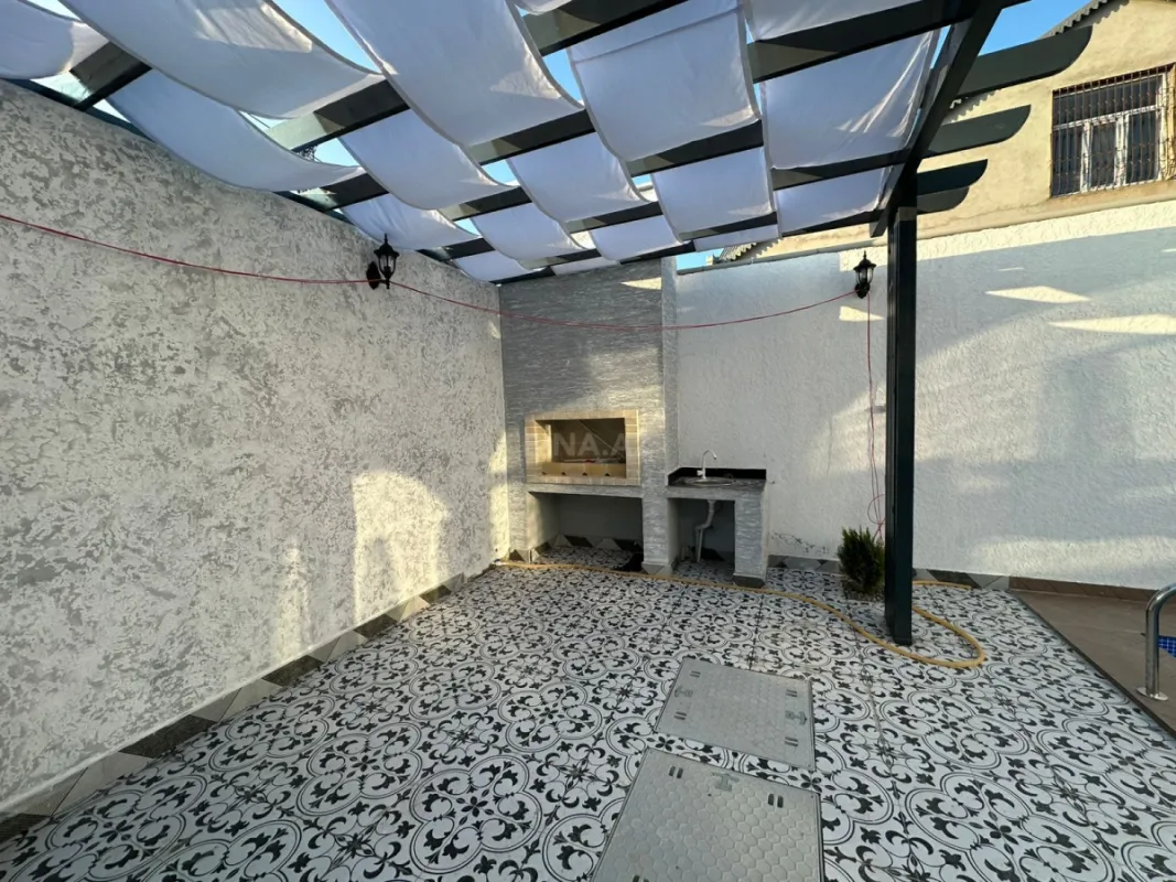 Satılır 4 otaqlı həyət evi 140 m²