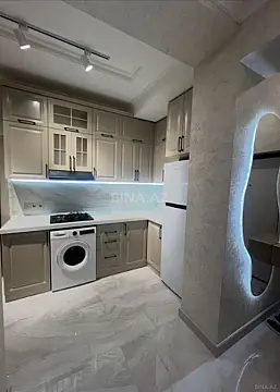 Satılır 3 otaqlı mənzil 76 m²