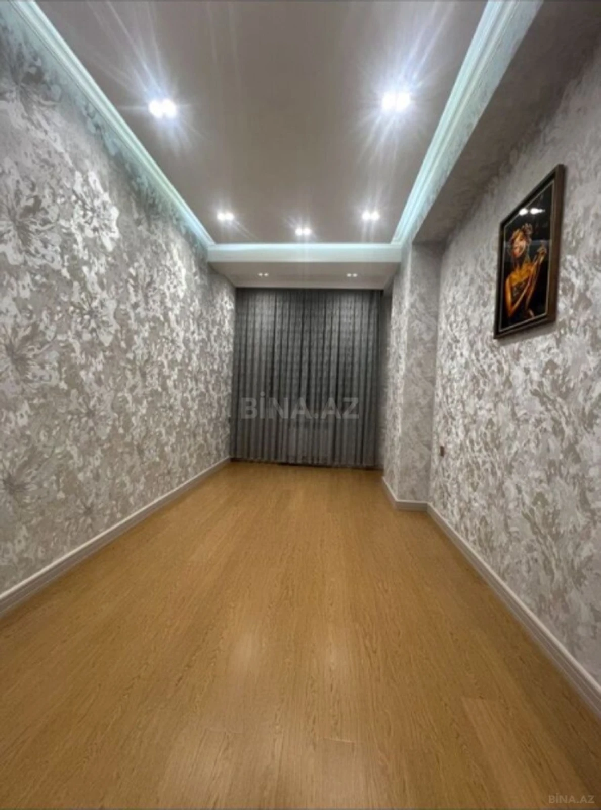 Satılır 3 otaqlı mənzil 76 m²