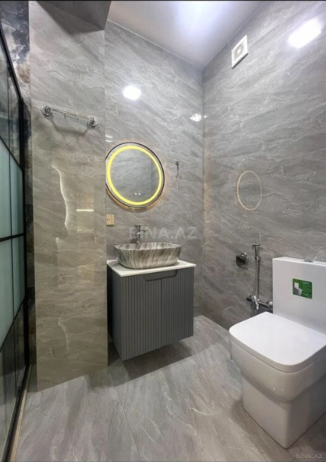 Satılır 3 otaqlı mənzil 76 m²
