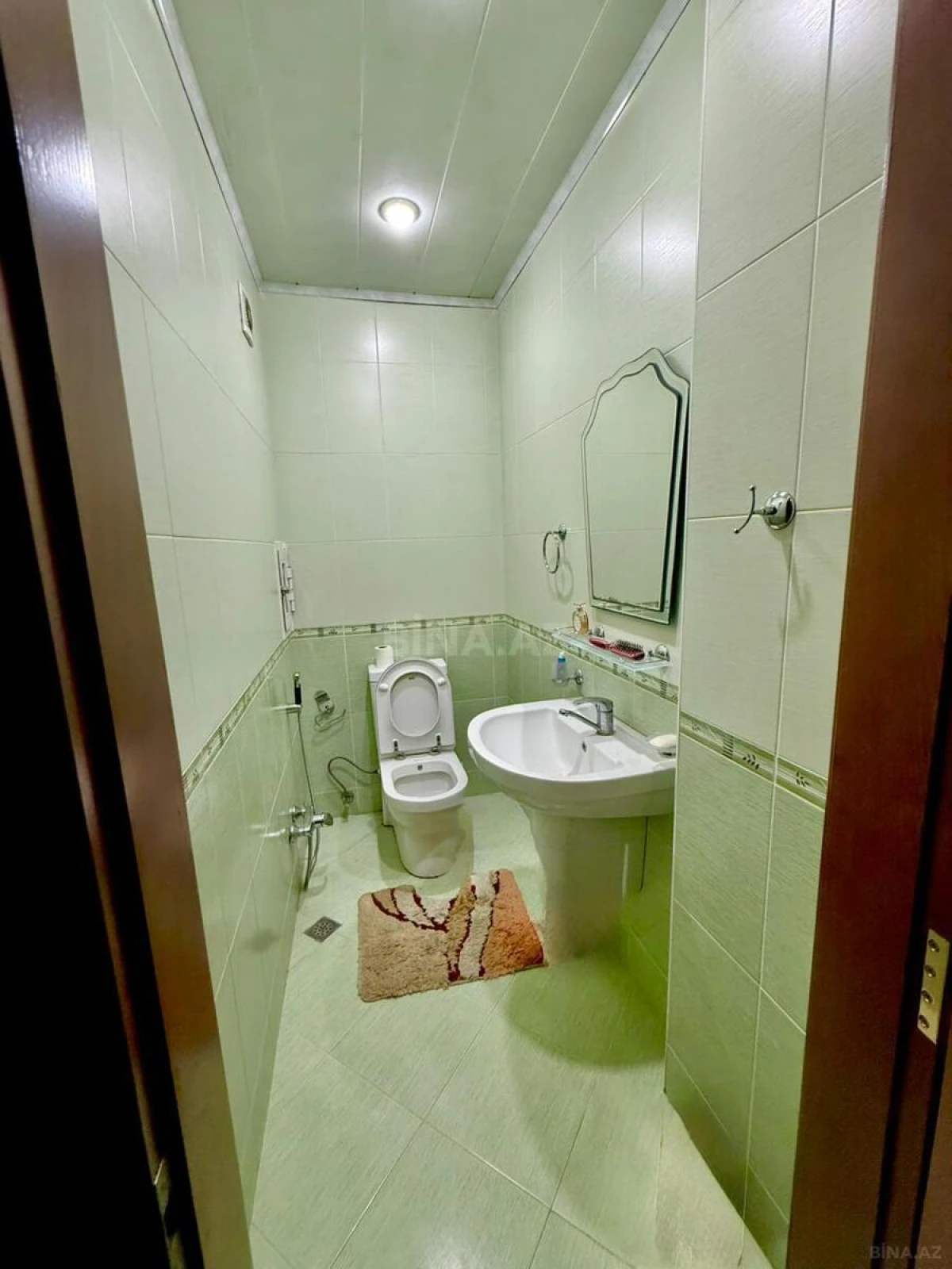 Satılır 2 otaqlı mənzil 110 m²