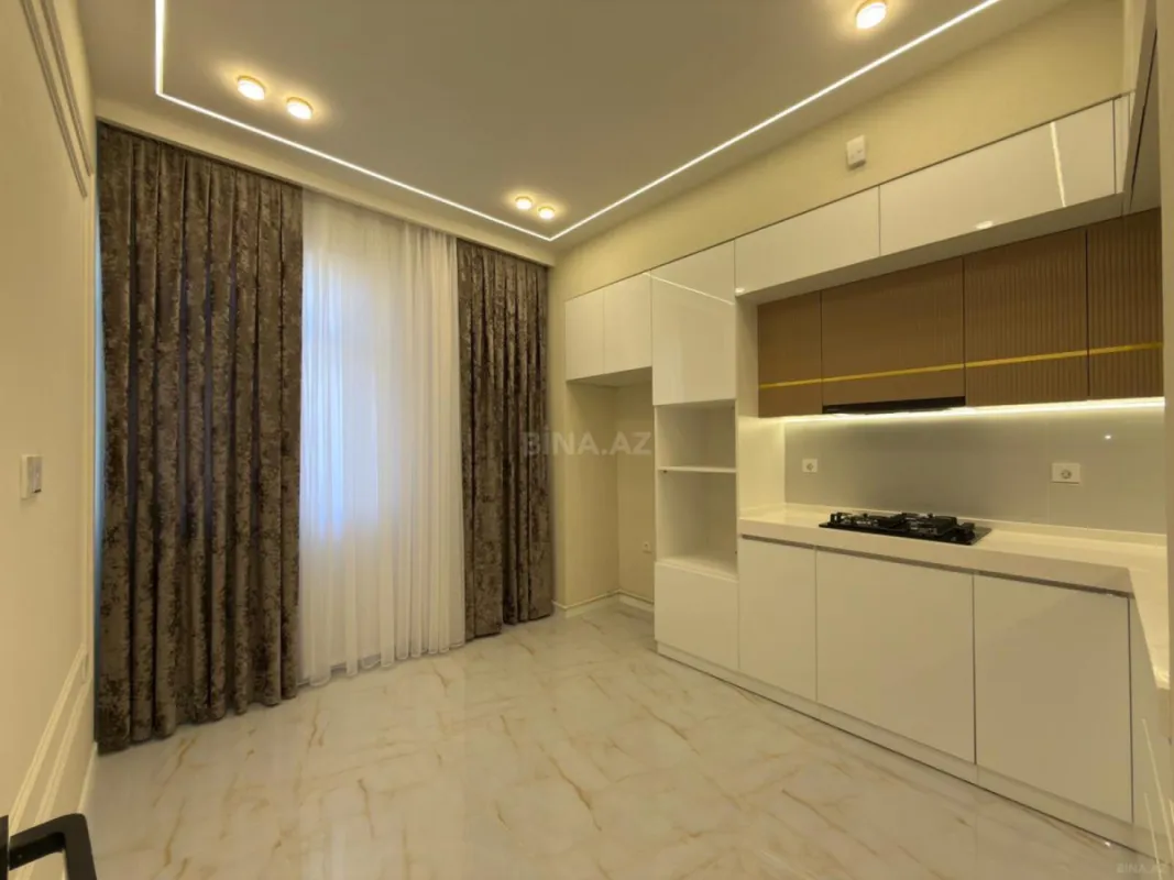 Satılır 2 otaqlı mənzil 76 m²