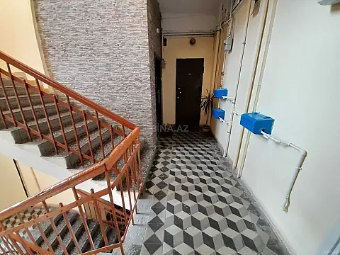 Satılır 3 otaqlı mənzil 93 m²