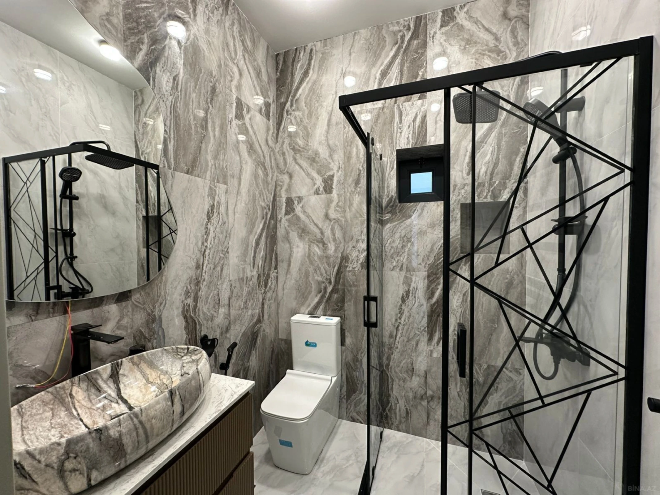 Satılır 4 otaqlı həyət evi 140 m²