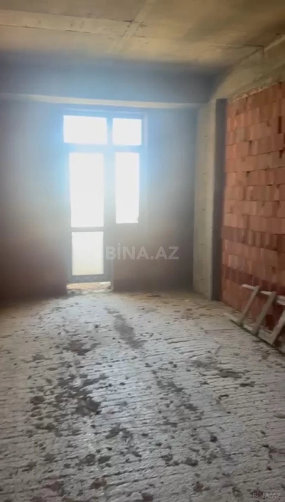 Satılır 2 otaqlı mənzil 118.5 m²