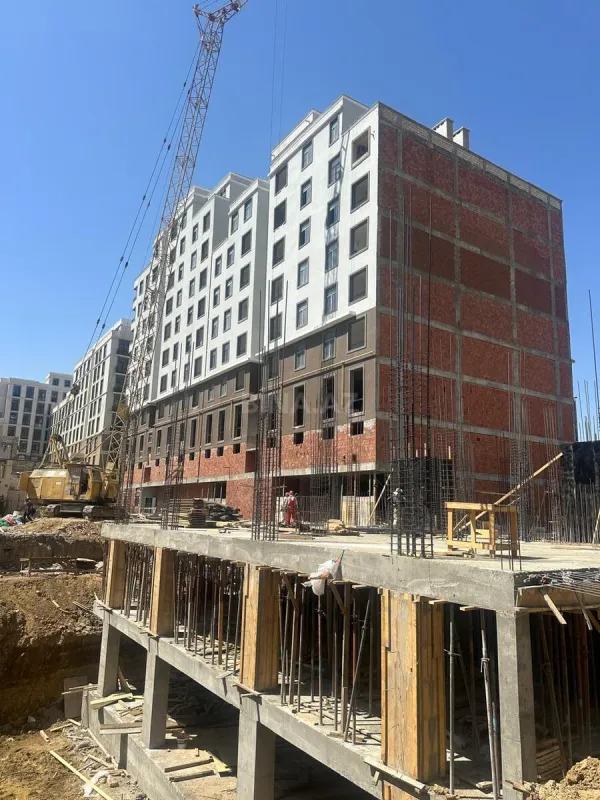 Satılır 2 otaqlı mənzil 118.5 m²