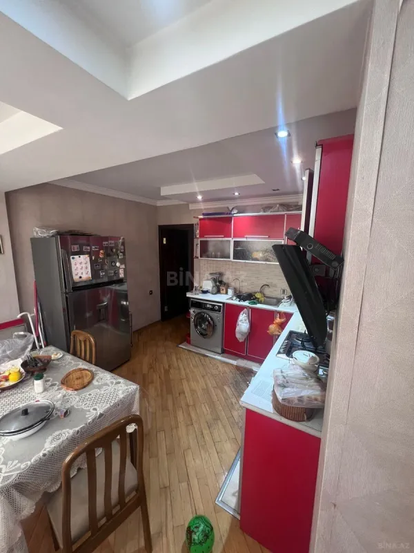 Satılır 3 otaqlı mənzil 99 m²