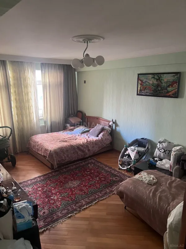 Satılır 3 otaqlı mənzil 99 m²