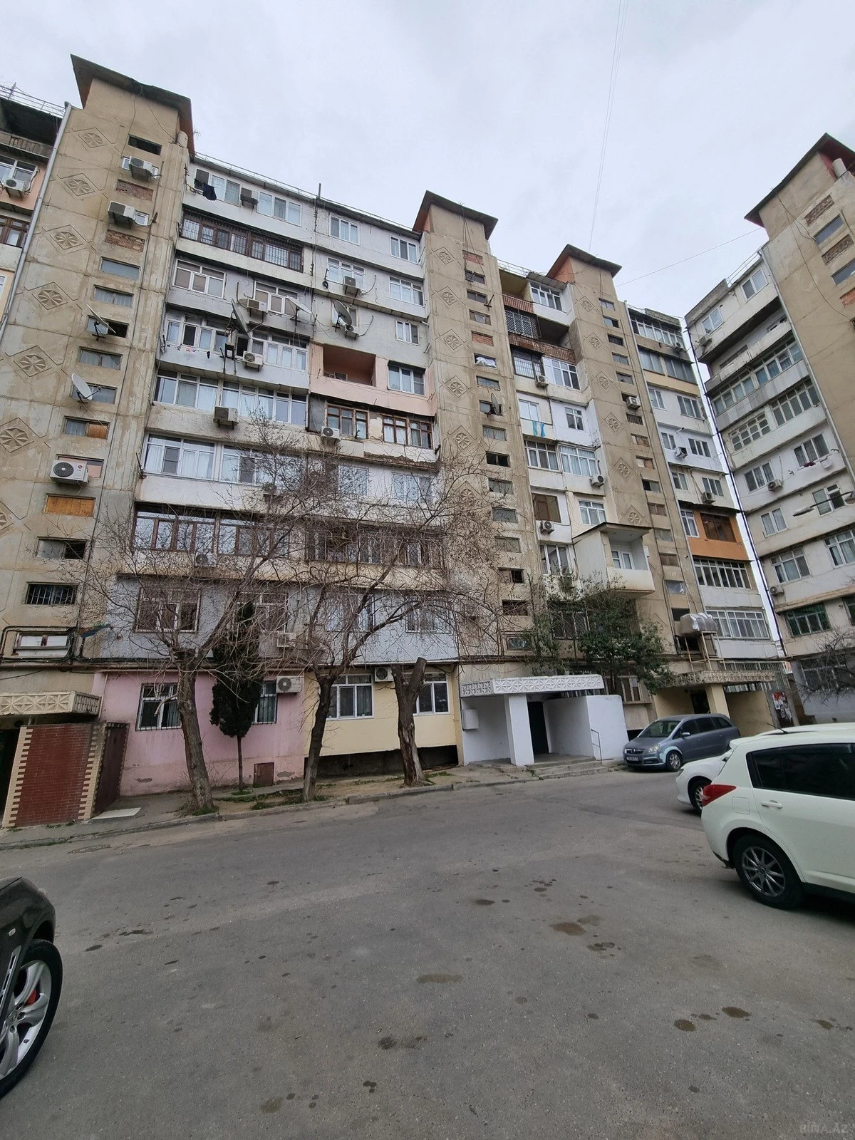 Satılır 1 otaqlı mənzil 42 m²
