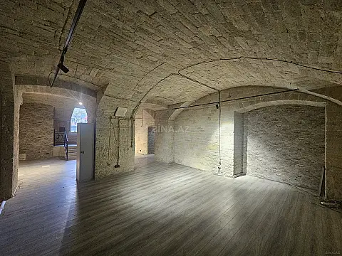 Kirayə verilir obyekt 80 m²