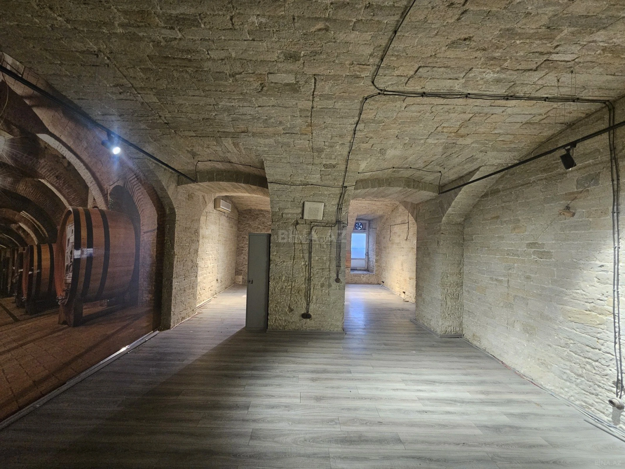 Kirayə verilir obyekt 80 m²