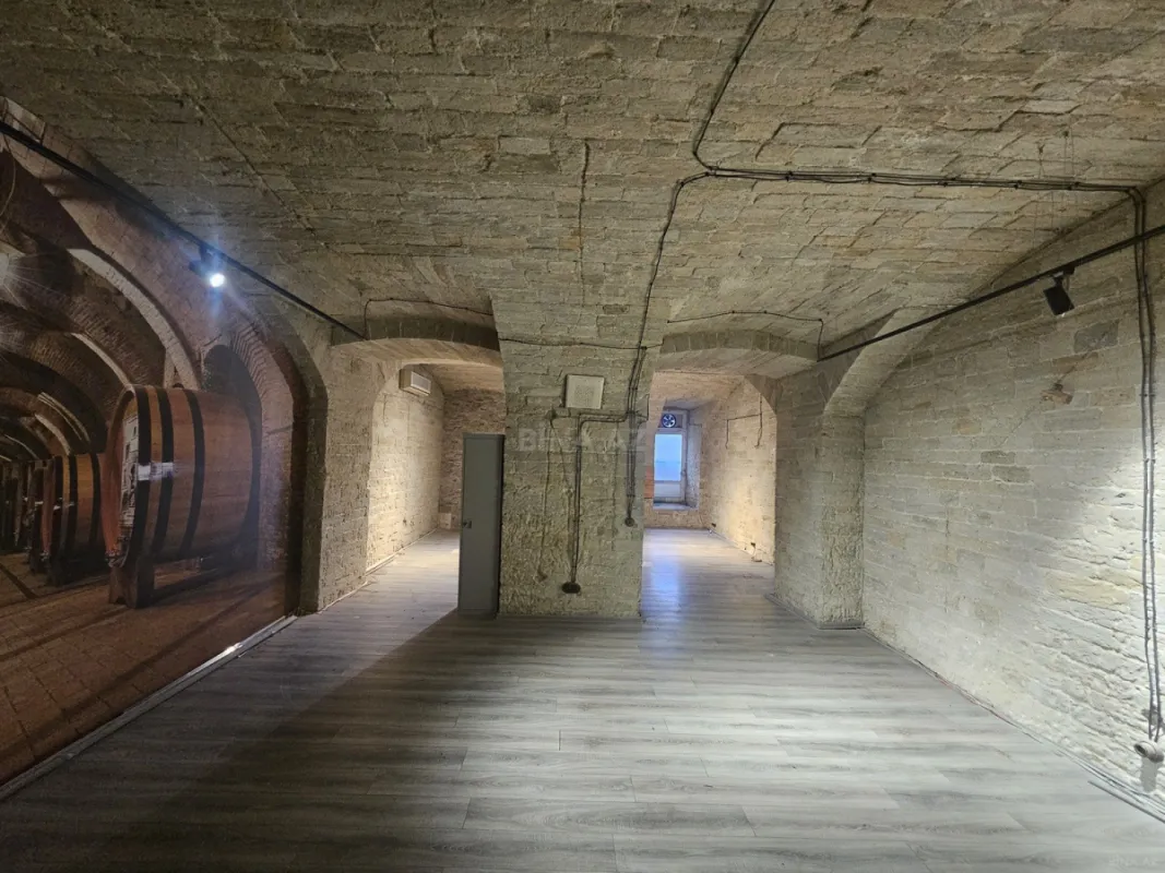 Kirayə verilir obyekt 80 m²