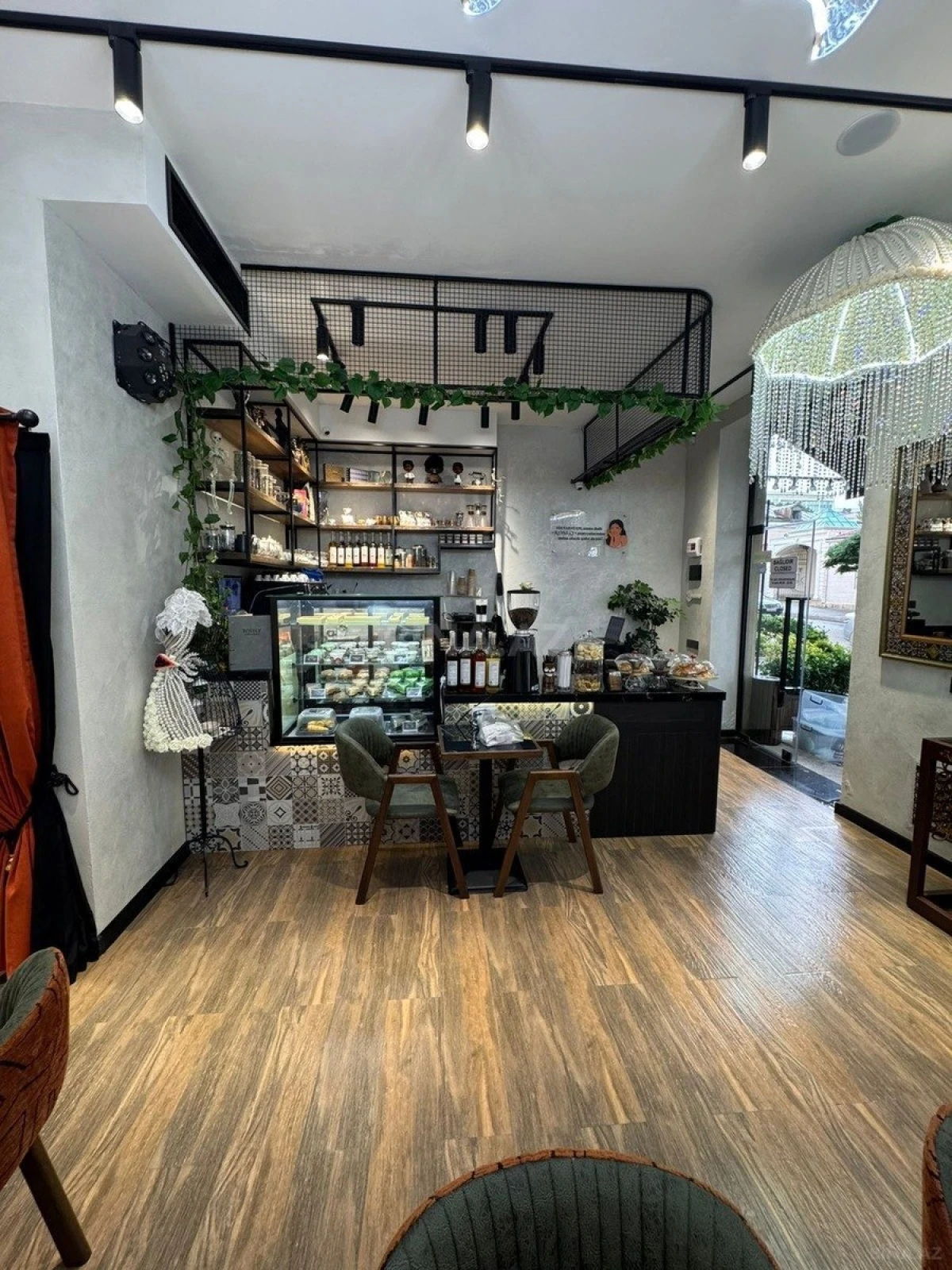 Satılır obyekt 40 m²