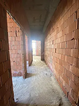 Satılır 3 otaqlı mənzil 77 m²