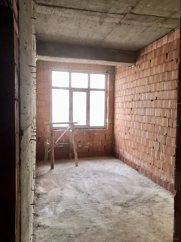 Satılır 3 otaqlı mənzil 77 m²