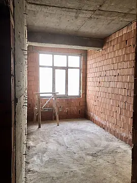 Satılır 3 otaqlı mənzil 77 m²