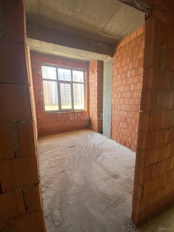 Satılır 3 otaqlı mənzil 77 m²