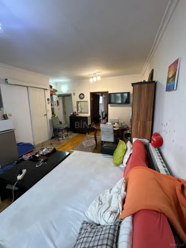 Satılır 2 otaqlı mənzil 52 m²