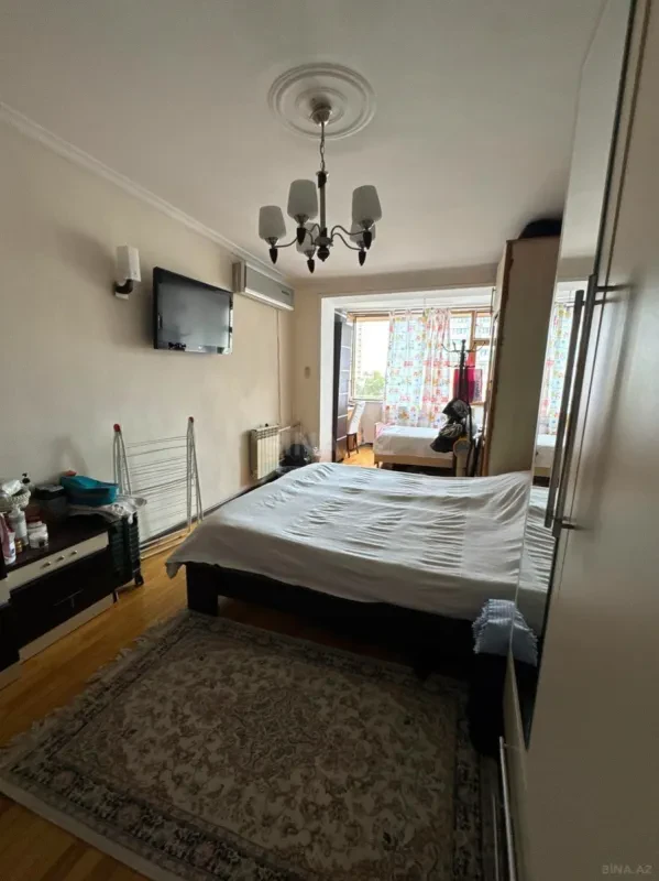 Satılır 2 otaqlı mənzil 52 m²