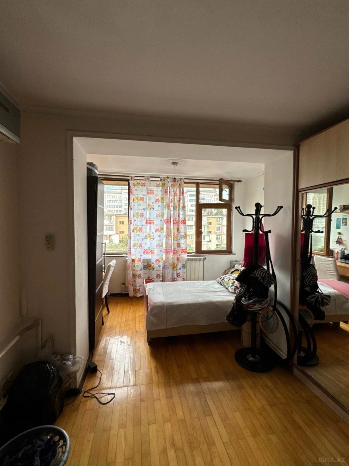 Satılır 2 otaqlı mənzil 52 m²