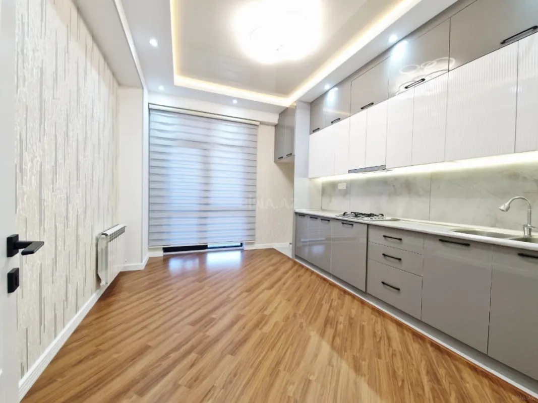 Satılır 2 otaqlı mənzil 85 m²