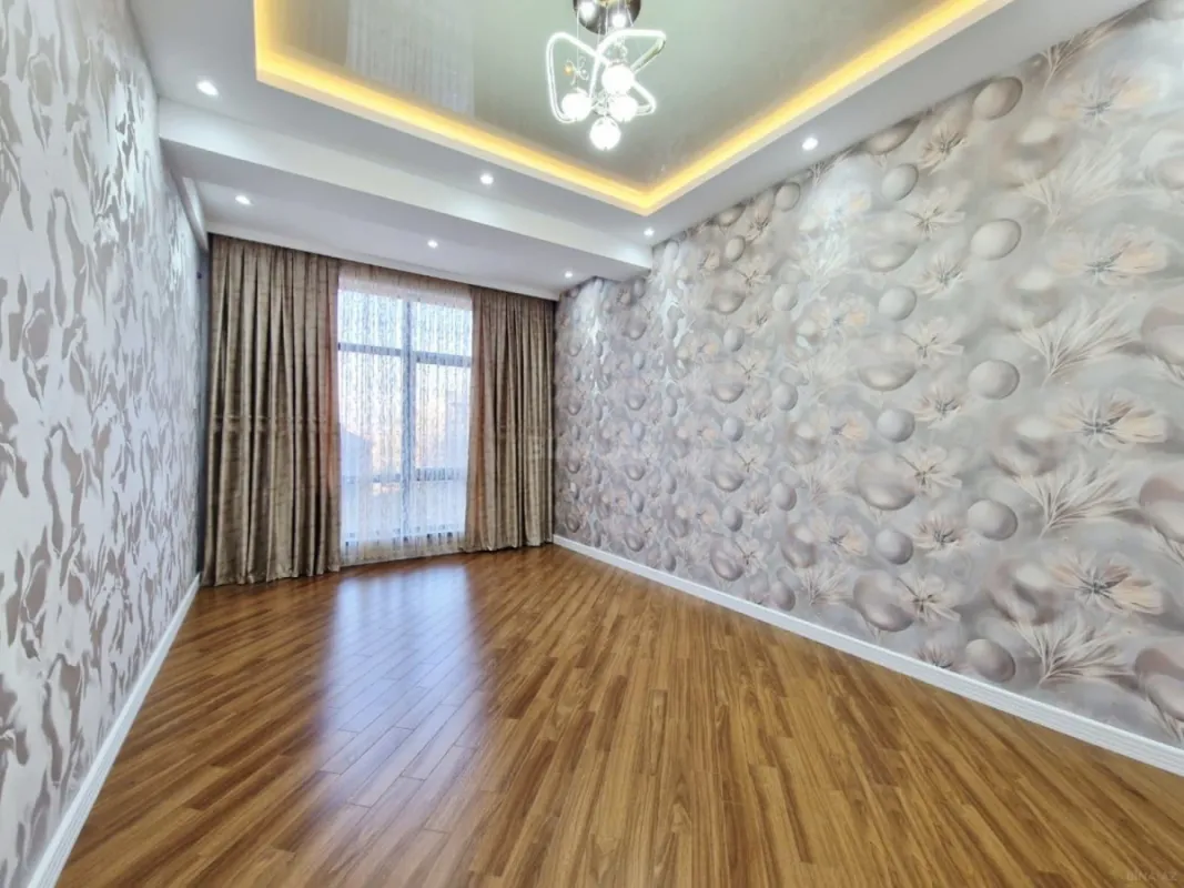Satılır 2 otaqlı mənzil 85 m²