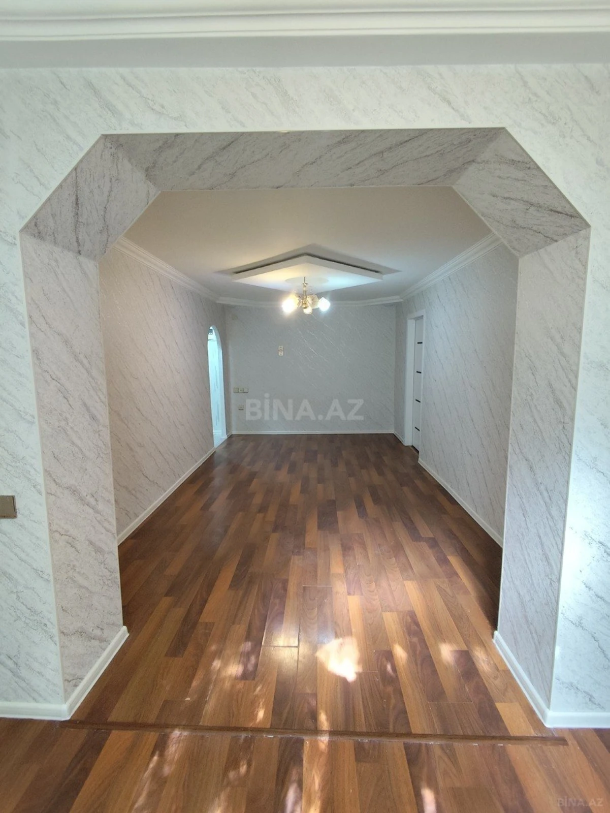 Satılır 2 otaqlı mənzil 50 m²