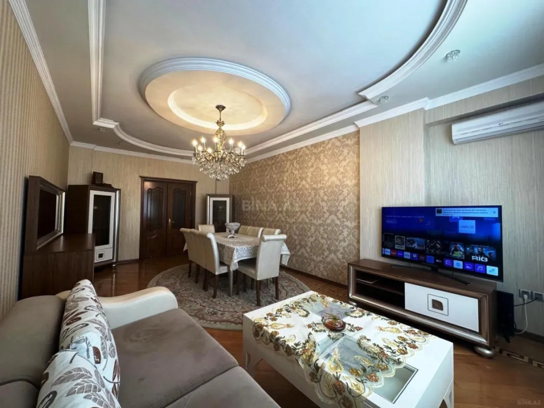 Kirayə verilir 4 otaqlı mənzil 150 m²