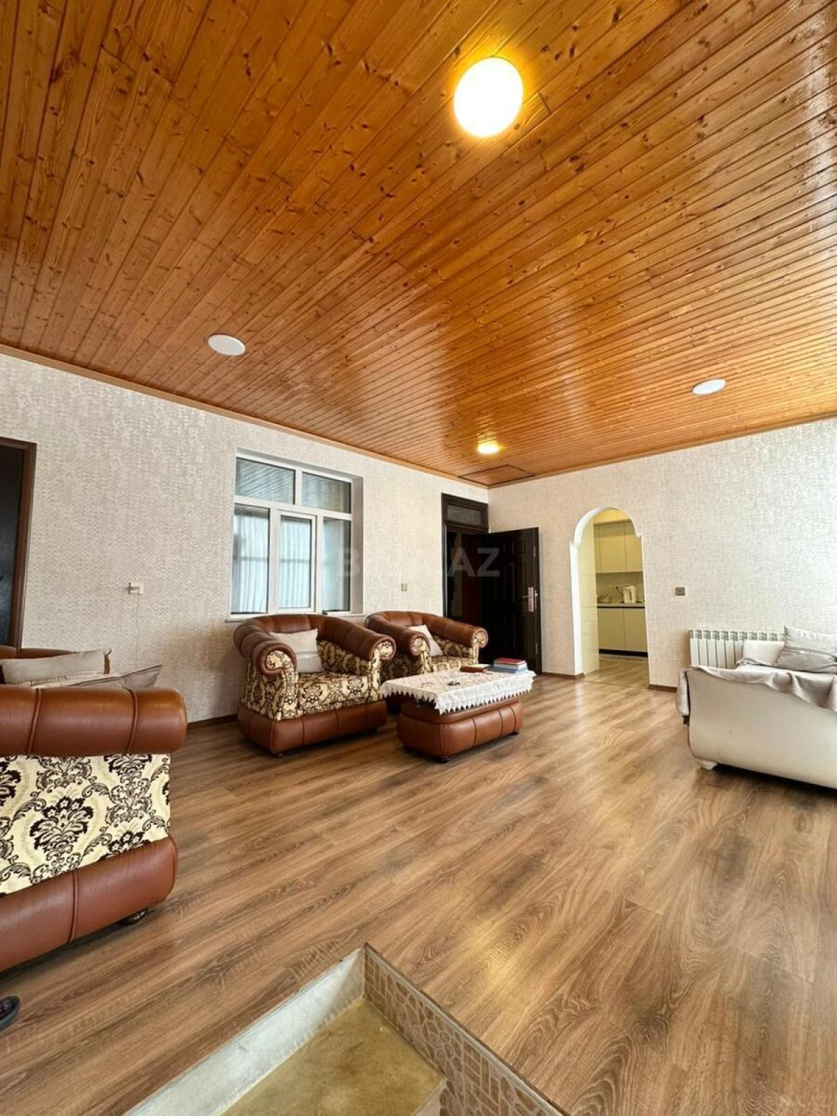 Satılır 5 otaqlı həyət evi 130 m²