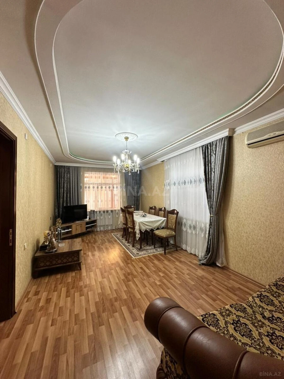 Satılır 5 otaqlı həyət evi 130 m²