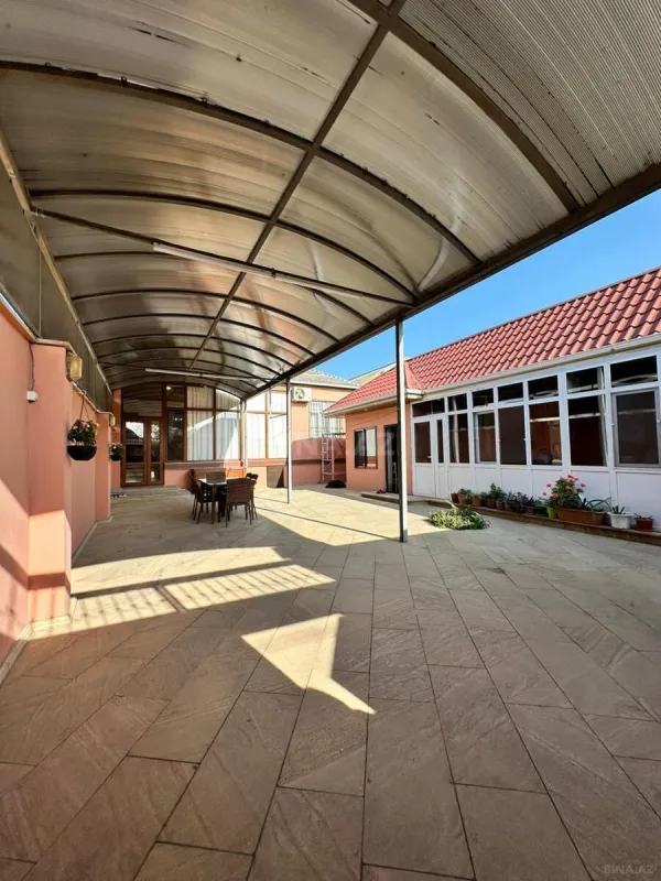 Satılır 5 otaqlı həyət evi 130 m²