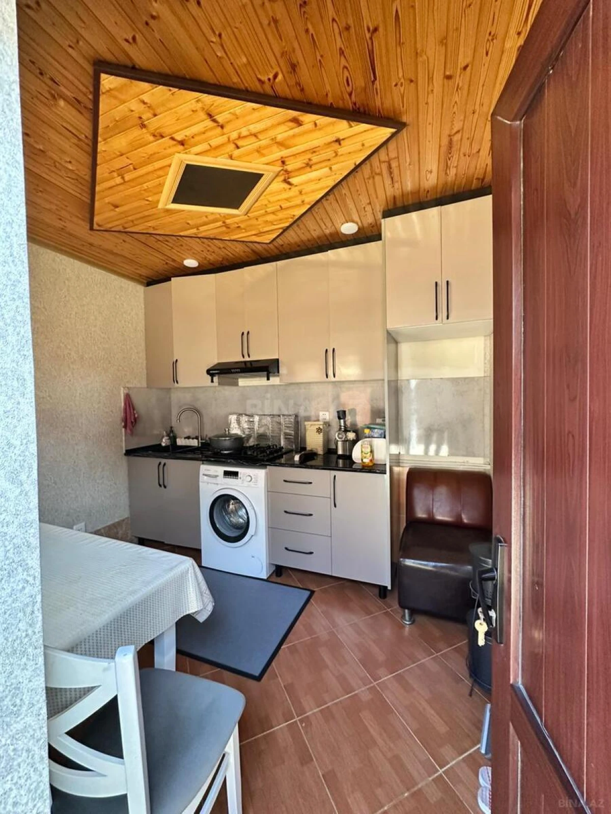 Satılır 5 otaqlı həyət evi 130 m²