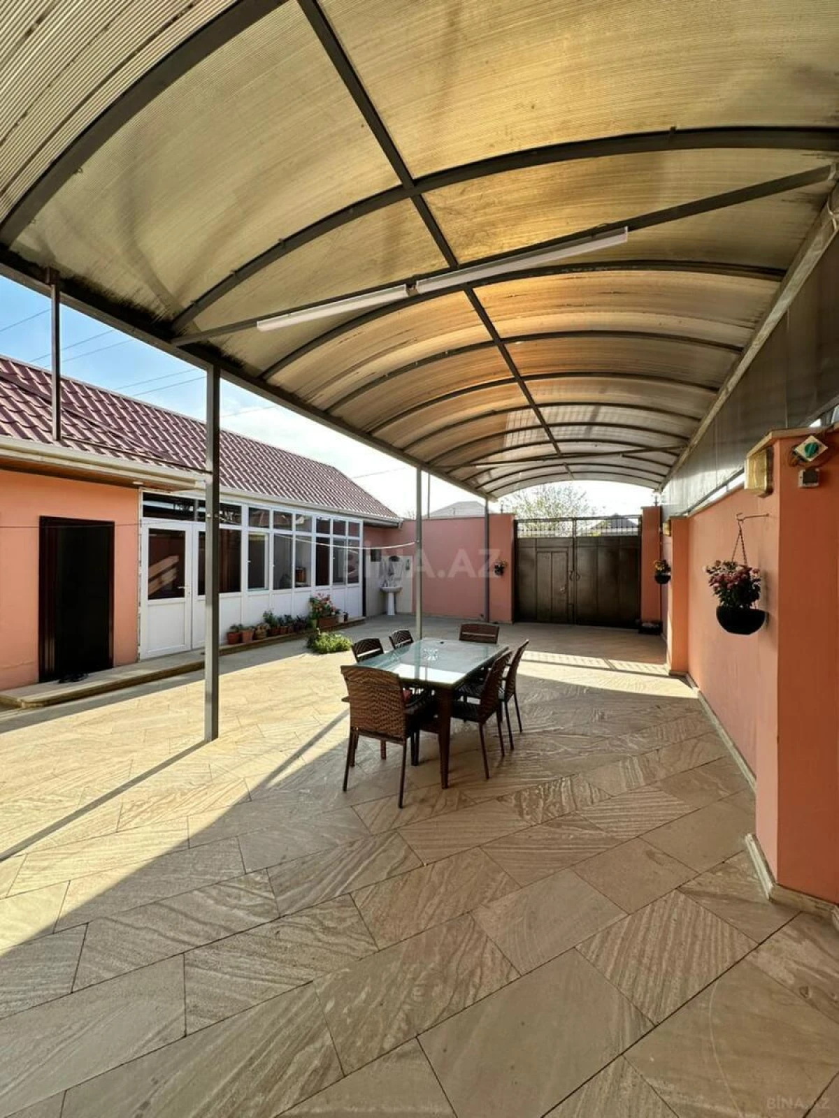 Satılır 5 otaqlı həyət evi 130 m²