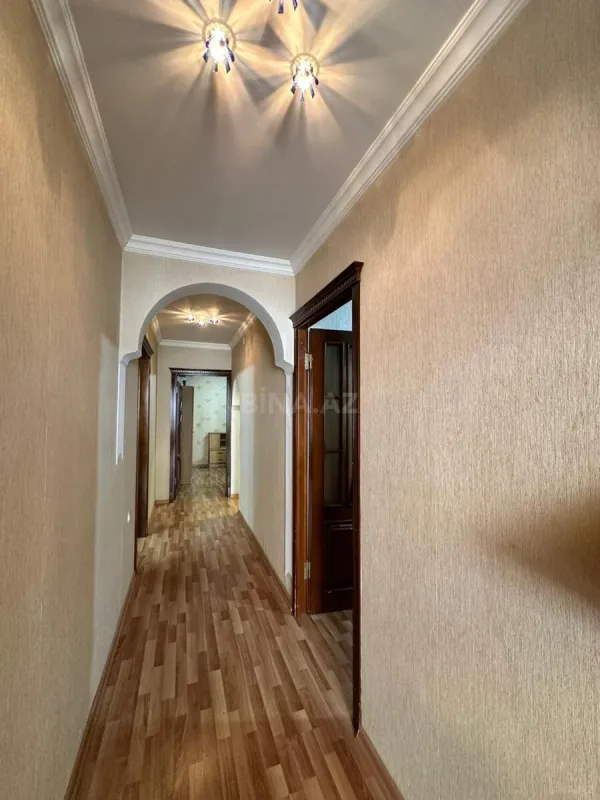 Satılır 5 otaqlı həyət evi 130 m²