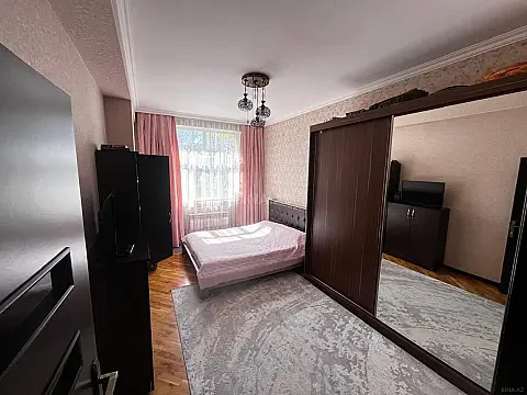 Satılır 3 otaqlı mənzil 100 m² — Bakı, Memar Əcəmi yanı 3 otaq 100.00 m²