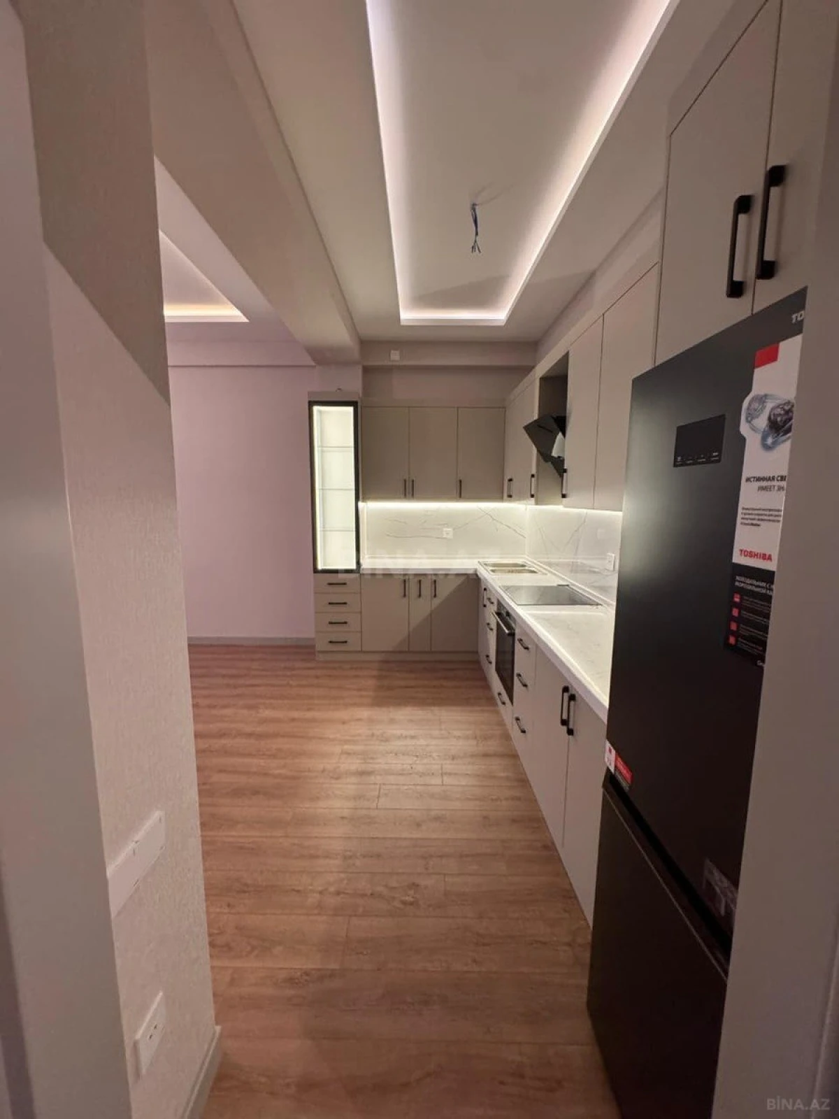 Satılır 2 otaqlı mənzil 91 m²