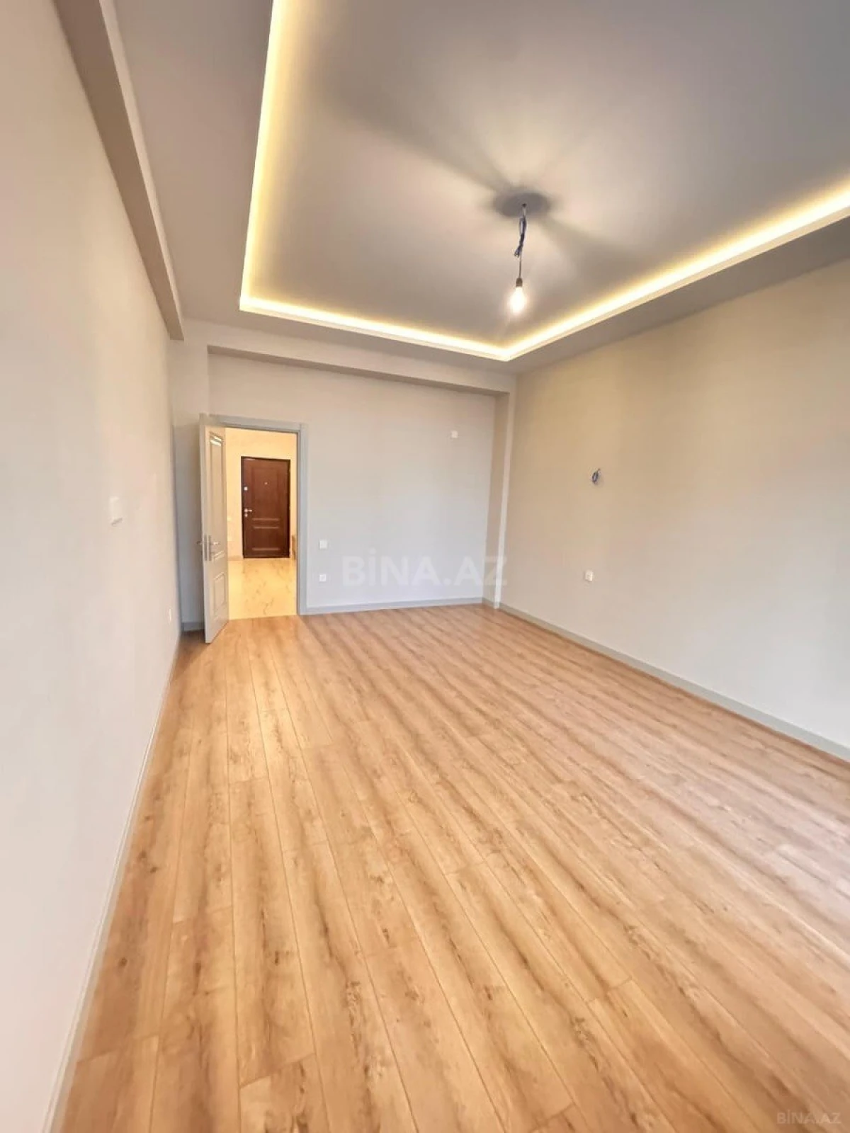 Satılır 2 otaqlı mənzil 91 m²
