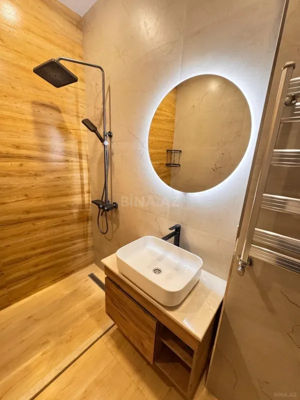 Satılır 2 otaqlı mənzil 91 m²
