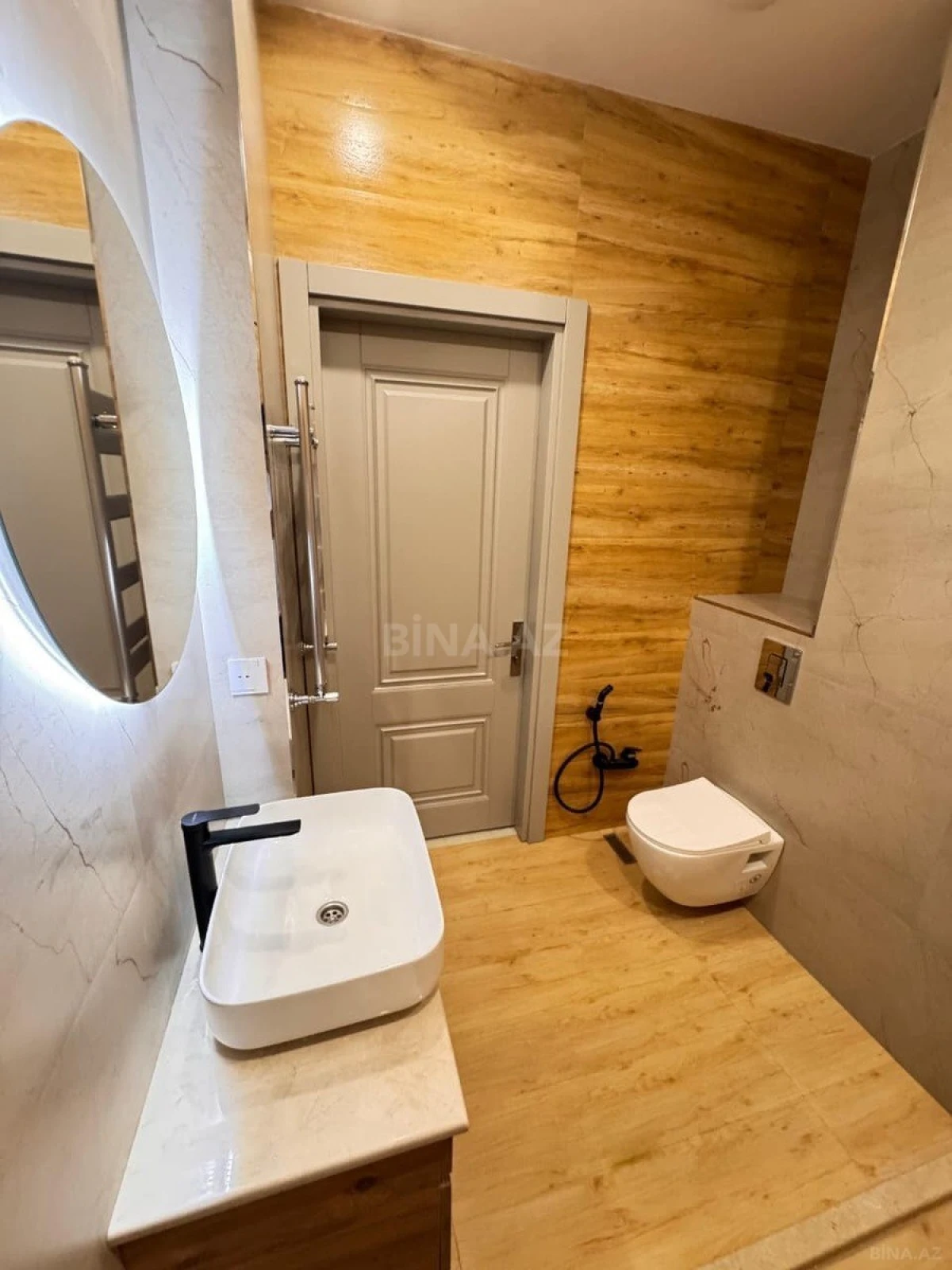 Satılır 2 otaqlı mənzil 91 m²