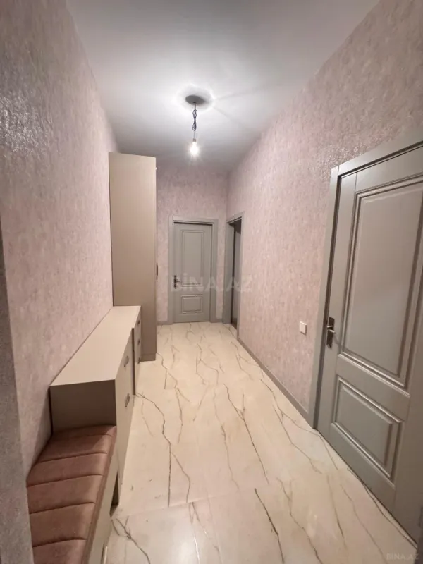 Satılır 2 otaqlı mənzil 91 m²