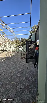 Satılır 5 otaqlı həyət evi 240 m²