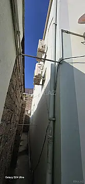 Satılır 5 otaqlı həyət evi 240 m²