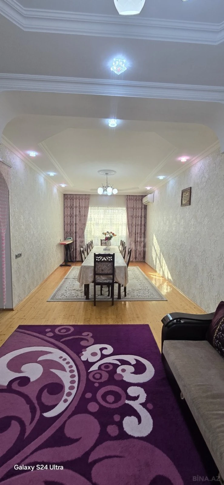 Satılır 5 otaqlı həyət evi 240 m²