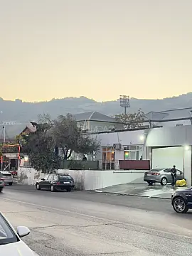 Satılır 6 otaqlı həyət evi 220 m²