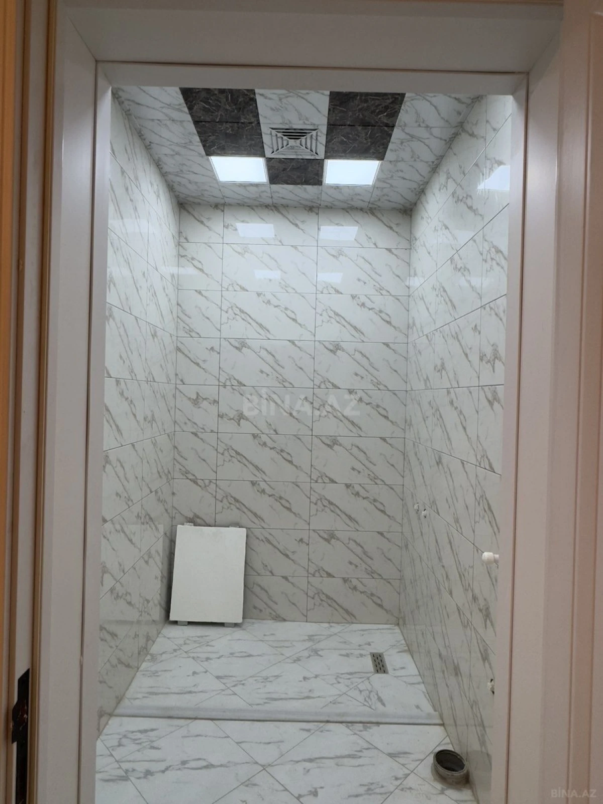 Satılır 6 otaqlı həyət evi 220 m²